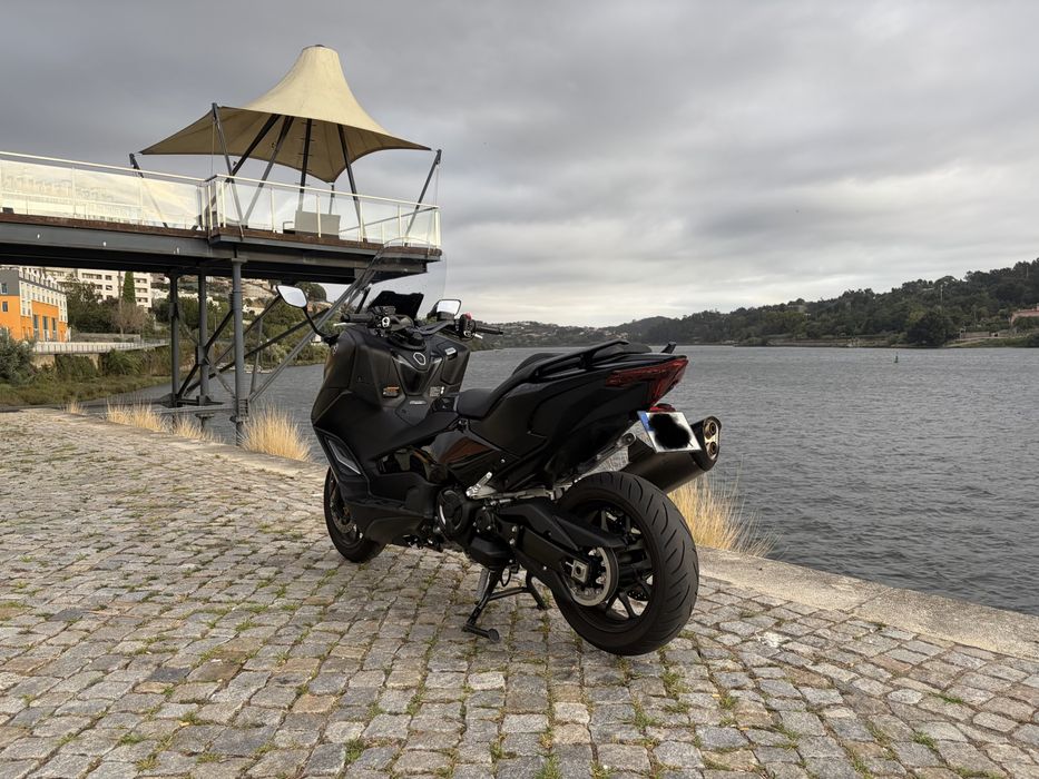 TMAX 560 Akrapovic c/Garantia até 2030