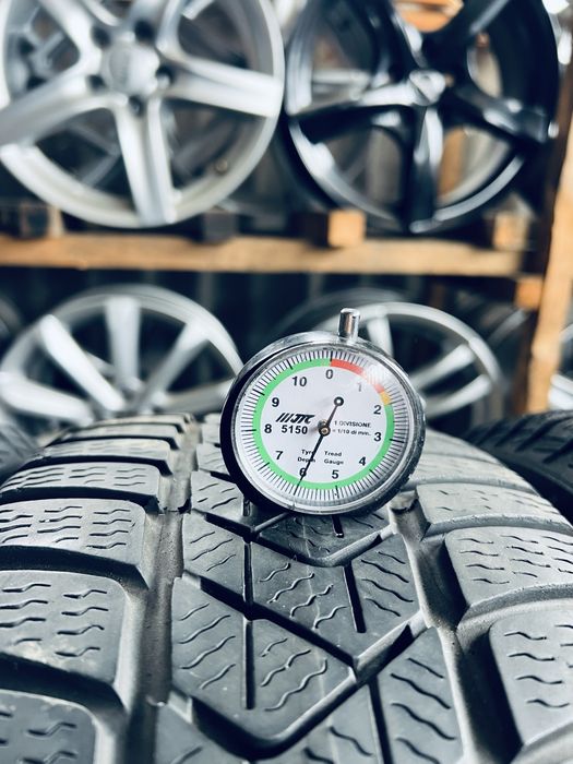 Шини Резина Зимові  205 60 16 Pirelli Sottozero3 4шт