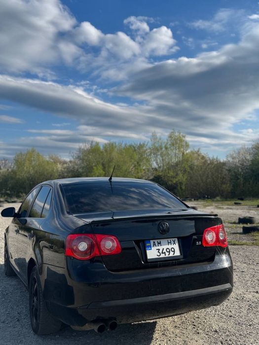 Продам Volkswagen Jetta