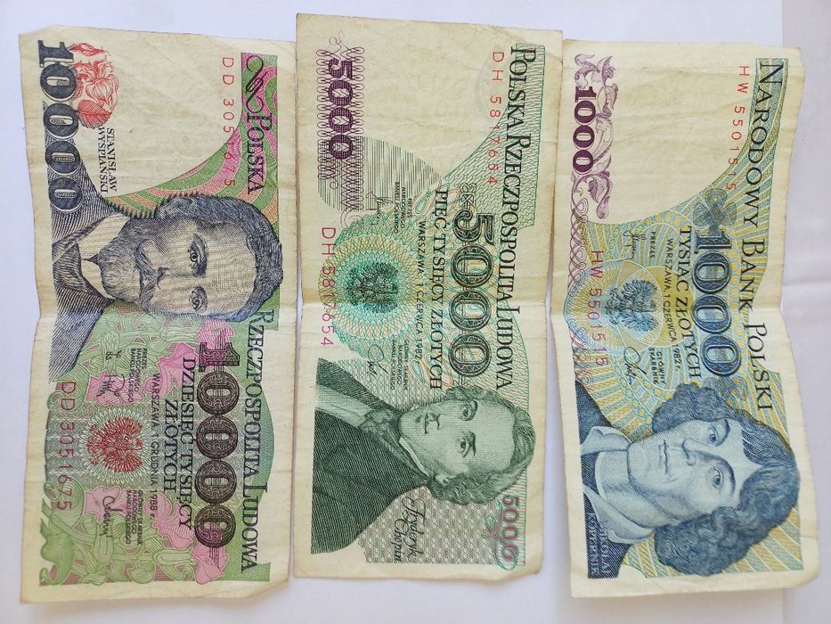 бумажные купюры разных стран