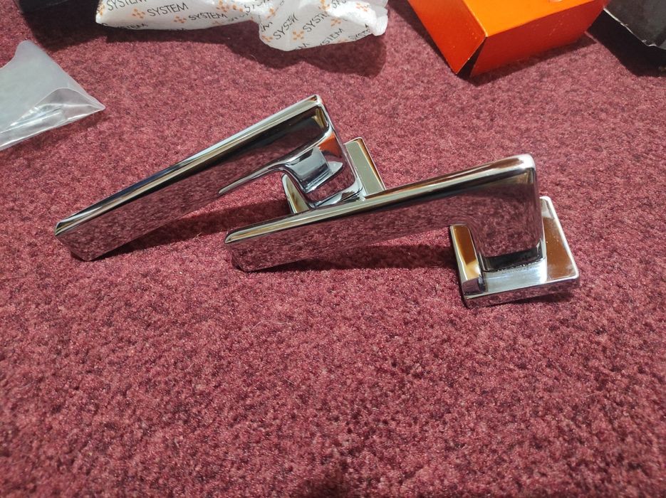 Дверная ручка System