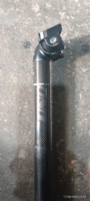 Espigão de selim em carbono