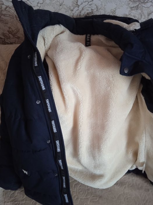 Тепла зимова куртка