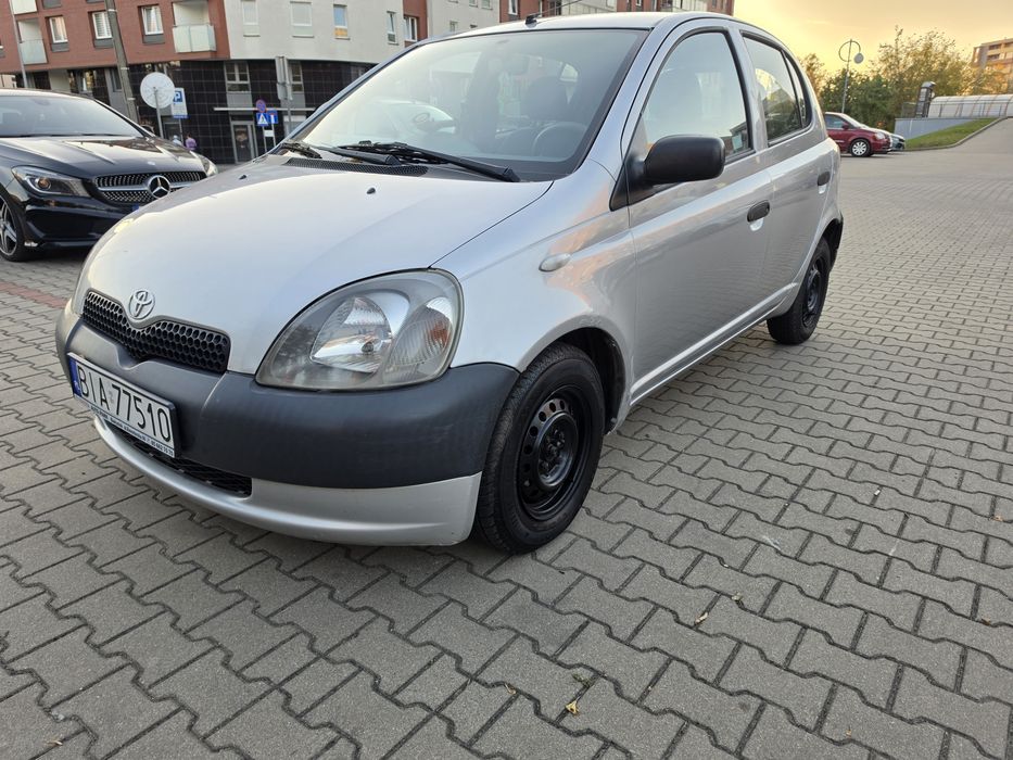 Toyota Yaris 1.0 Klimatyzacja Pali jeździ