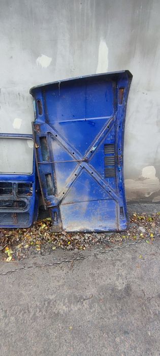 Капот,двери,нива 2121