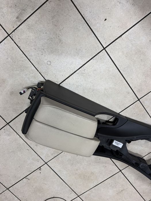 Consola central bmw e90 e91 e92 bege