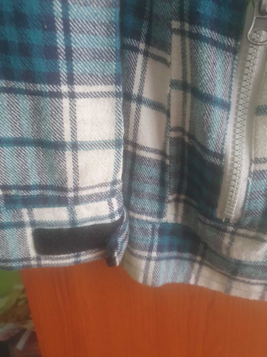 Koszula gruba flanela stan bardzo dobry zapinana na zamek
