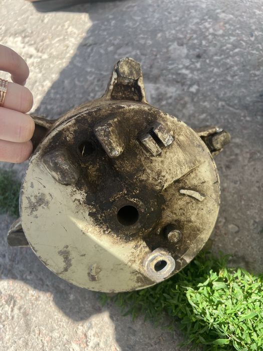 Супица переднего колеса