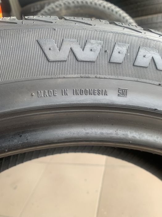 215/55/18 95Н Achilles WINTER 101