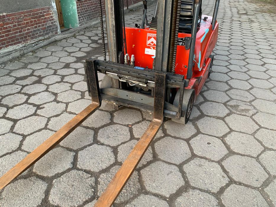 Wózek Widłowy DESTA D20 Silnik VW 1.9 Diesel Hydrauliczne Widły Rak