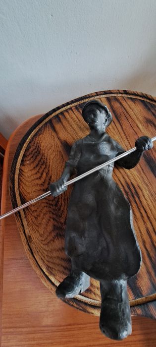 Figurka jubileuszowa Hutnika z  brązu
