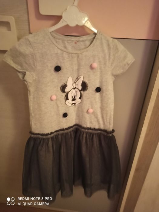 Vestidos tamanho 5- 6 anos.