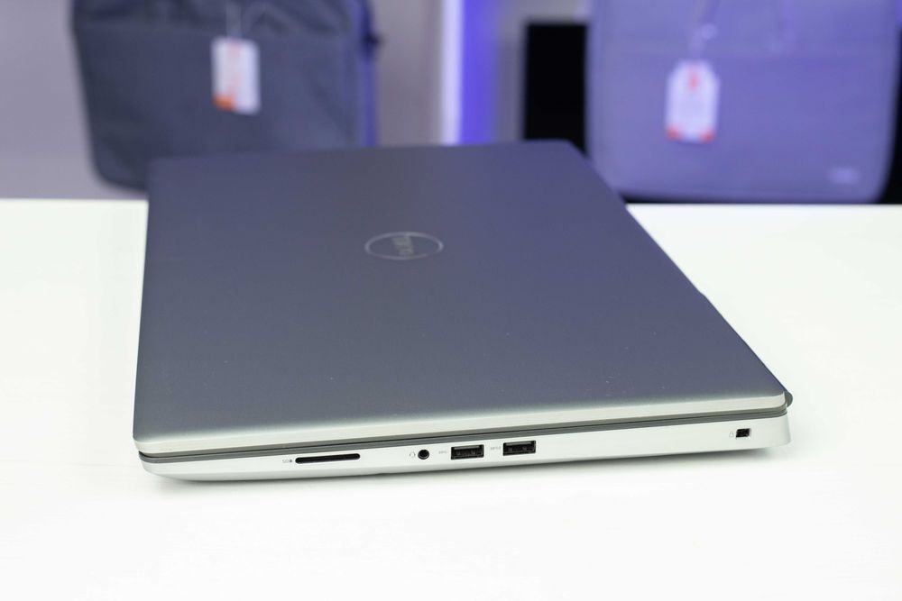 Dell Precision 7750 i7-10850H 32RAM 1Tb SSD RTX 3000 FHD 17,3”