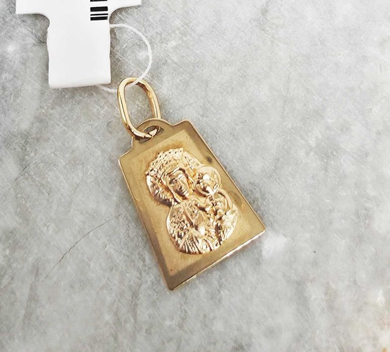Złota zawieszka z MATKĄ BOSKĄ 585 GOLD MONEY