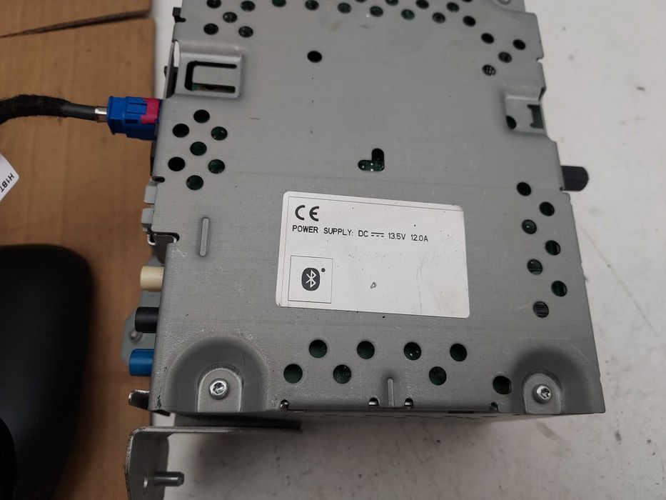 Stacja Multimedialna Radio Panel Wyświetlacz Komplet Ford Fiesta mk8