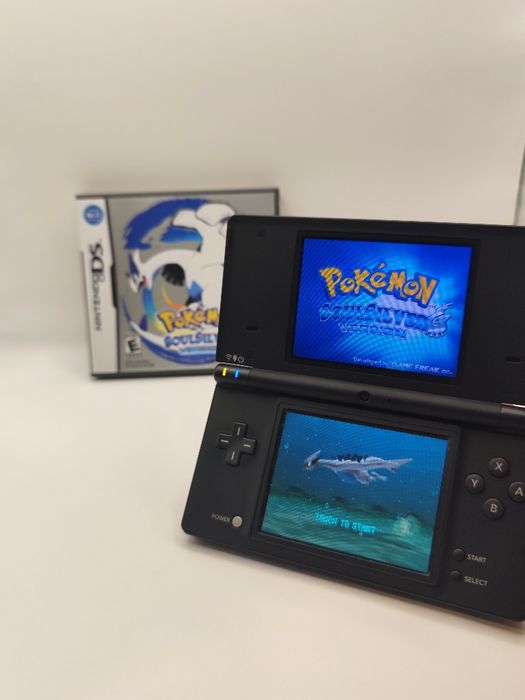 Pokémon SoulSilver CIB (Versão USA) - Nintendo DS | Estado de Coleção