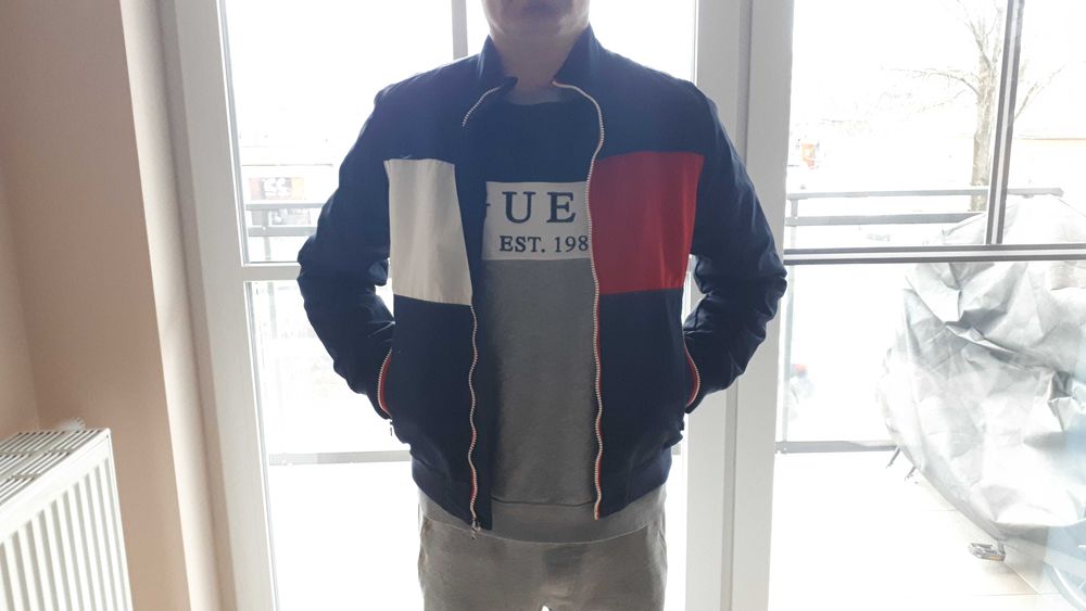 Kurtka przejściówka Tommy Hilfiger .Oryginalna.
