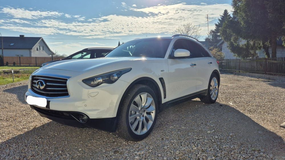 Infiniti QX70