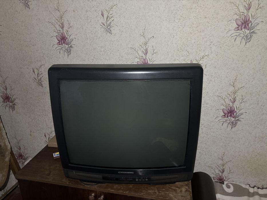 віддам телевізор