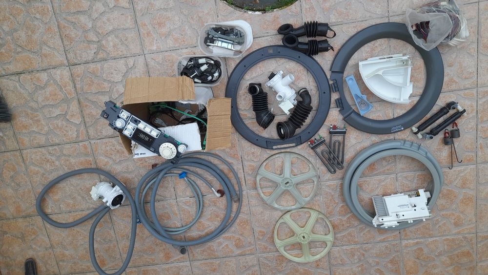 Lote de peças para máquinas Ariston Hotpoint lavar roupa.
