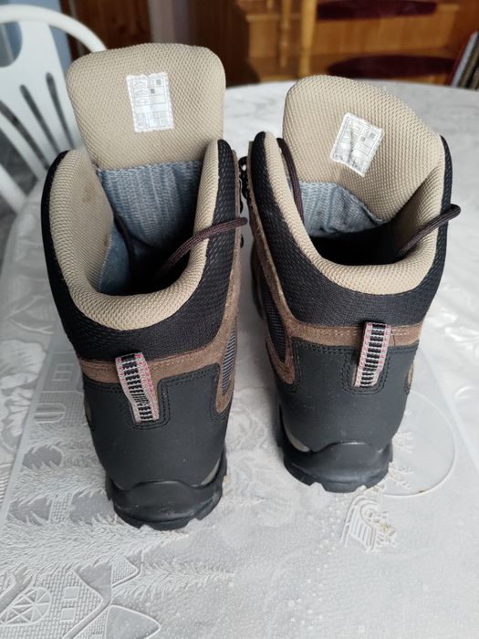 Buty trekkingowe Aigle rozmiar 40 i 2/3