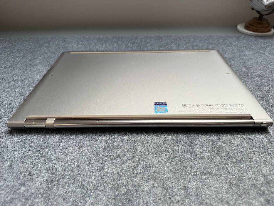 Laptop LENOVO Yoga C930-13IKB
