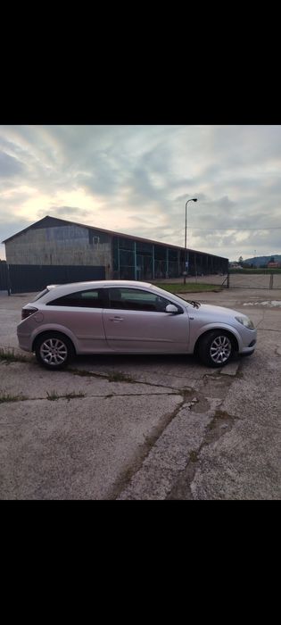 Opel Astra H GTC