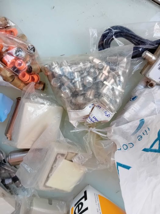 Diverso material tv cabo