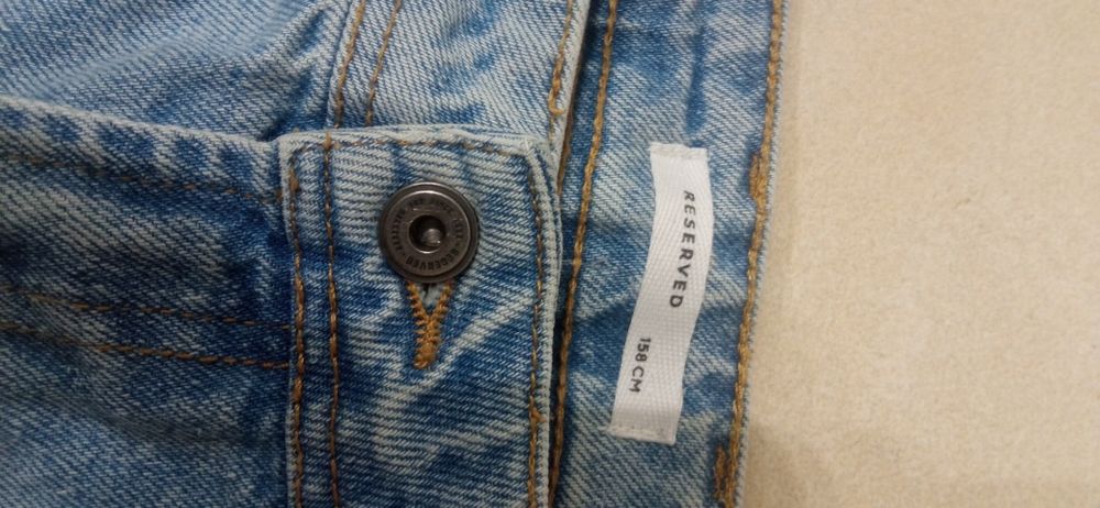 Jeansy chłopięce RESERVED 158