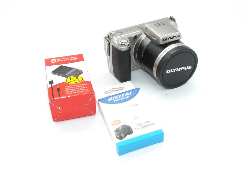 Aparat Olympus SP800UZ, nowa bateria i ładowarka.