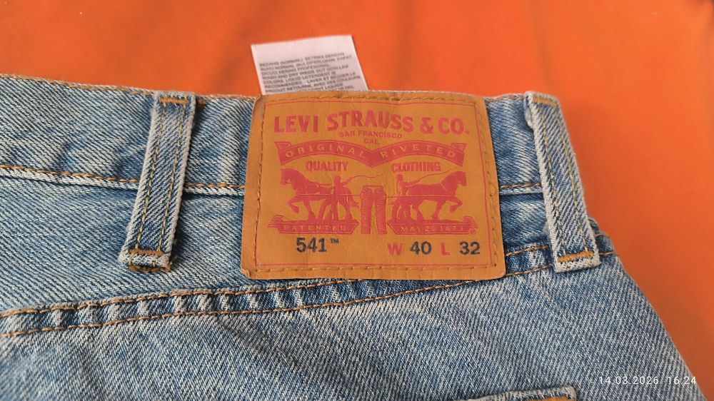 Оригінальні нові чоловічі джинси Levis 541