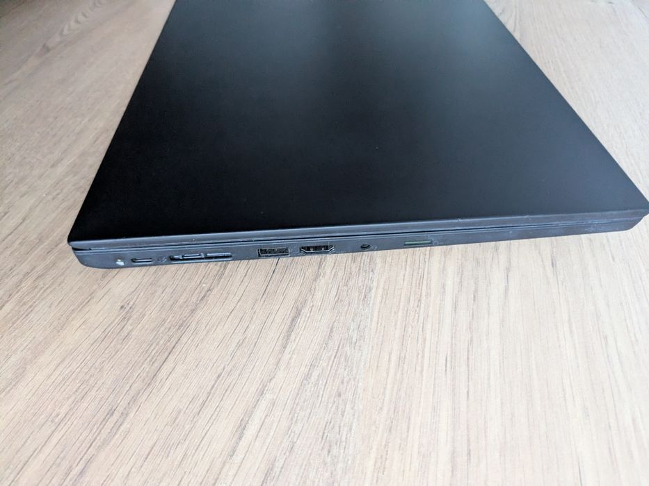 Lenovo T590 16''