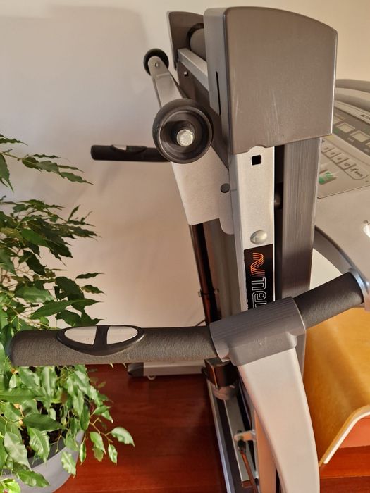 Passadeira BH Fitness PowerWalk – BOM ESTADO – Inclinação Elétrica