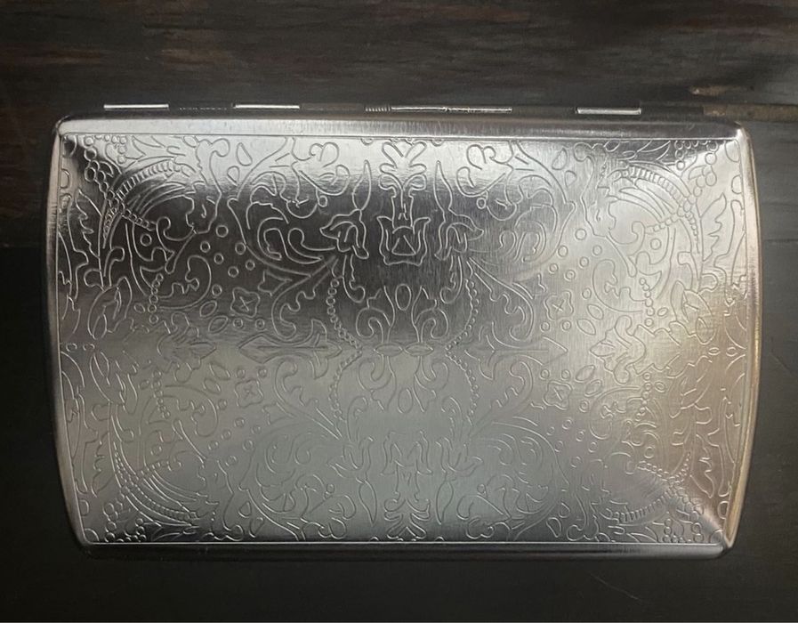 Cigarreira / Porta cartões NOVA