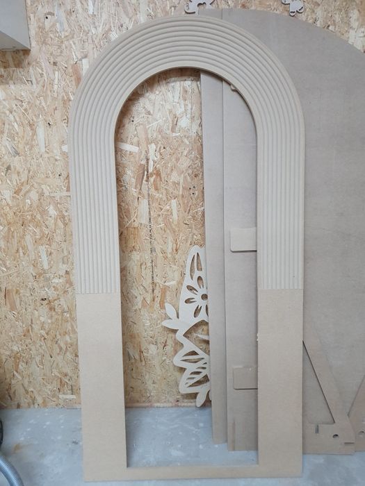 Małe ścianki ryflowane.