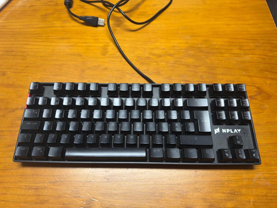 Teclado mecânico com LED's novo64283661426947121