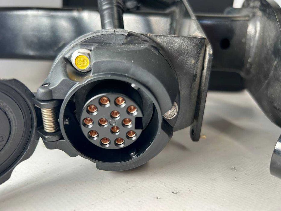 Фаркоп в сборе Tesla model 3 Highland 2024+