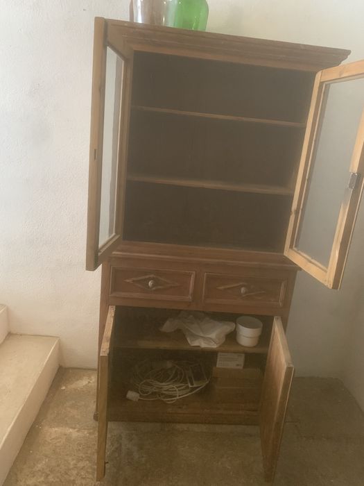 Movel antigo em pinho