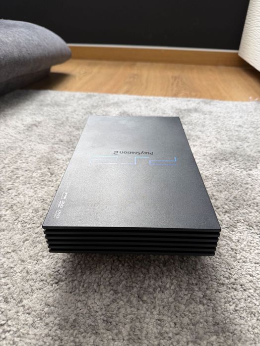 PS2 Slim como nova + cabos + FreeMCBoot