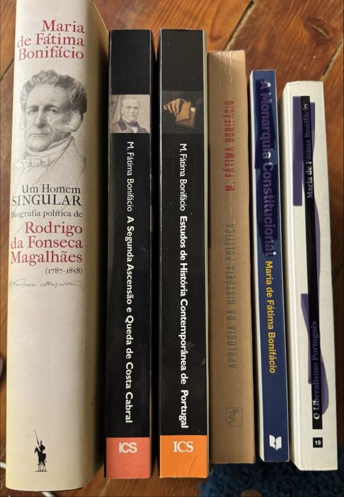 Maria de Fatima Bonifacio , varios Livros