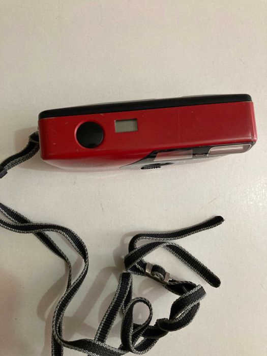 Câmera Fotográfica Konica EU Mini Compacta RED 35mm com caixa original