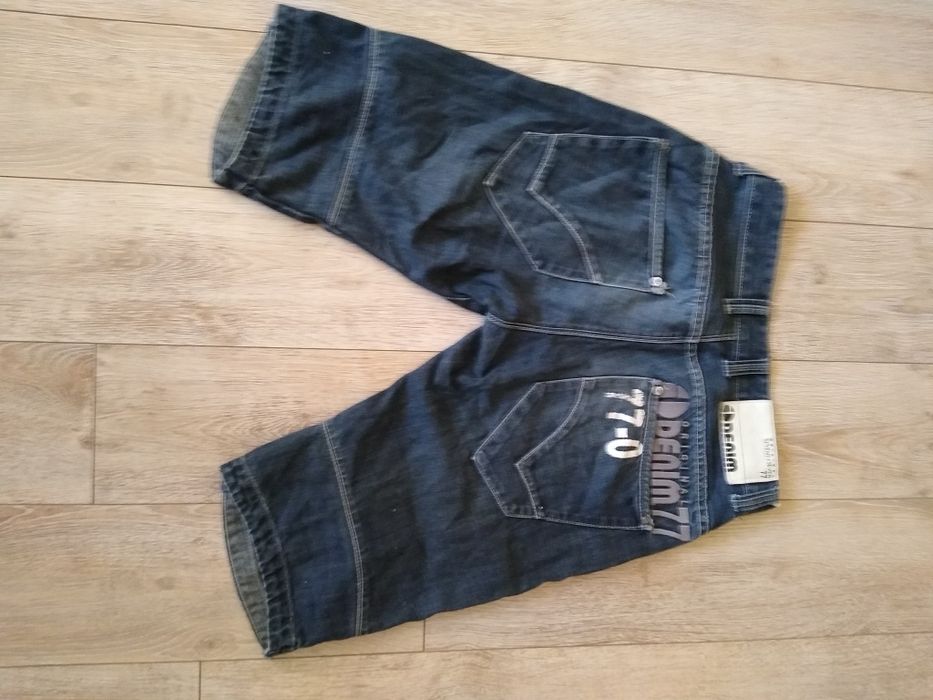 Krótkie spodenki Denim