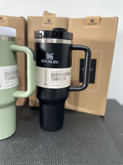 Copo Stanley a partir de 30€ Térmico Acompanhe o Ritmo do Seu Dia