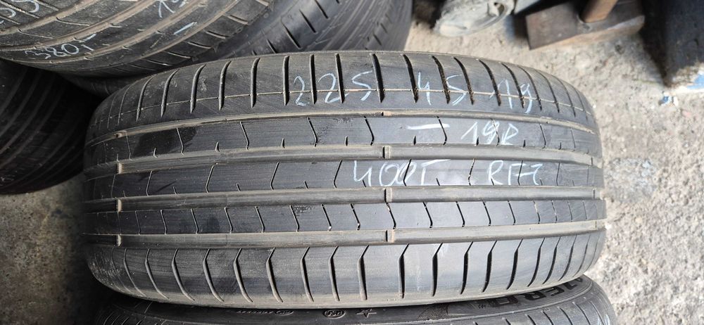 2szt opony letnie Pirelli run Flat _ 225/45/19