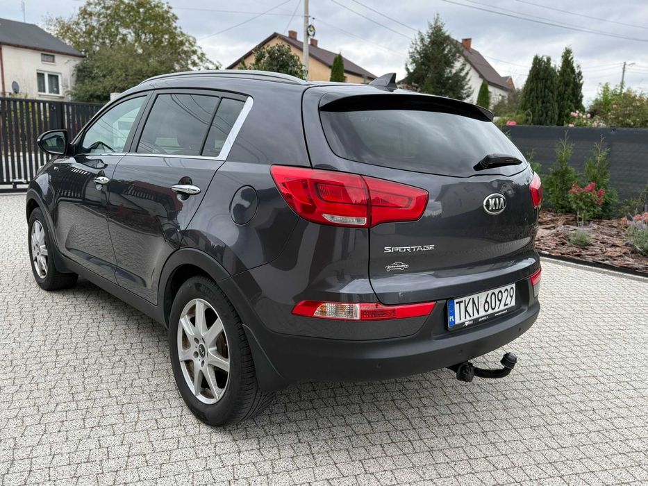 Kia Sportage 2.0 Crdi 184 km AWD Panorama Klimatronik Navi Kamera