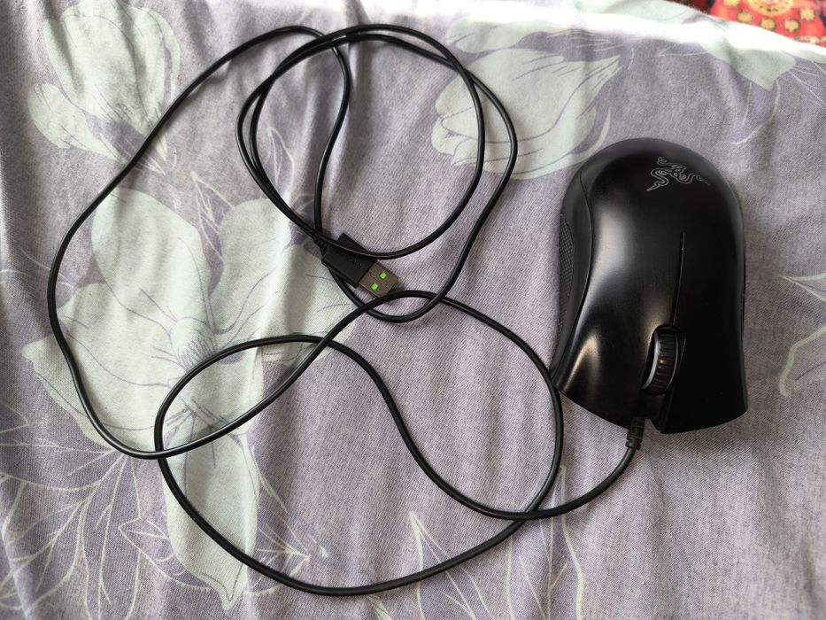Мышка компьютерная Razer DEATHADDER ESSENTIAL