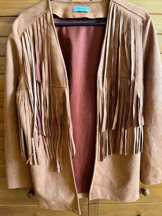 Roupas novas variadas