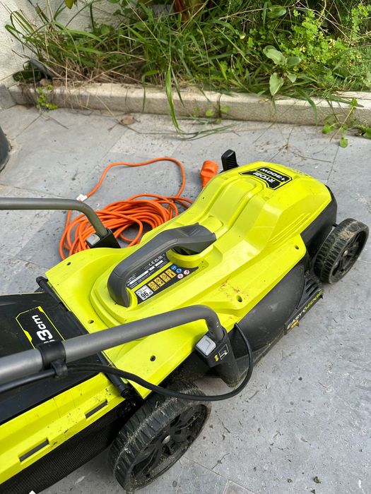 Cortador de relva elétrico RYOBI RLM3313A 1300W
