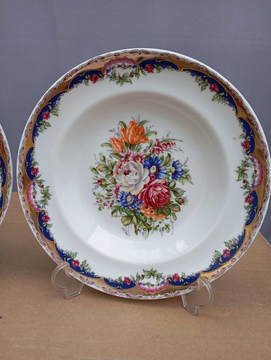 Pratos decorativos