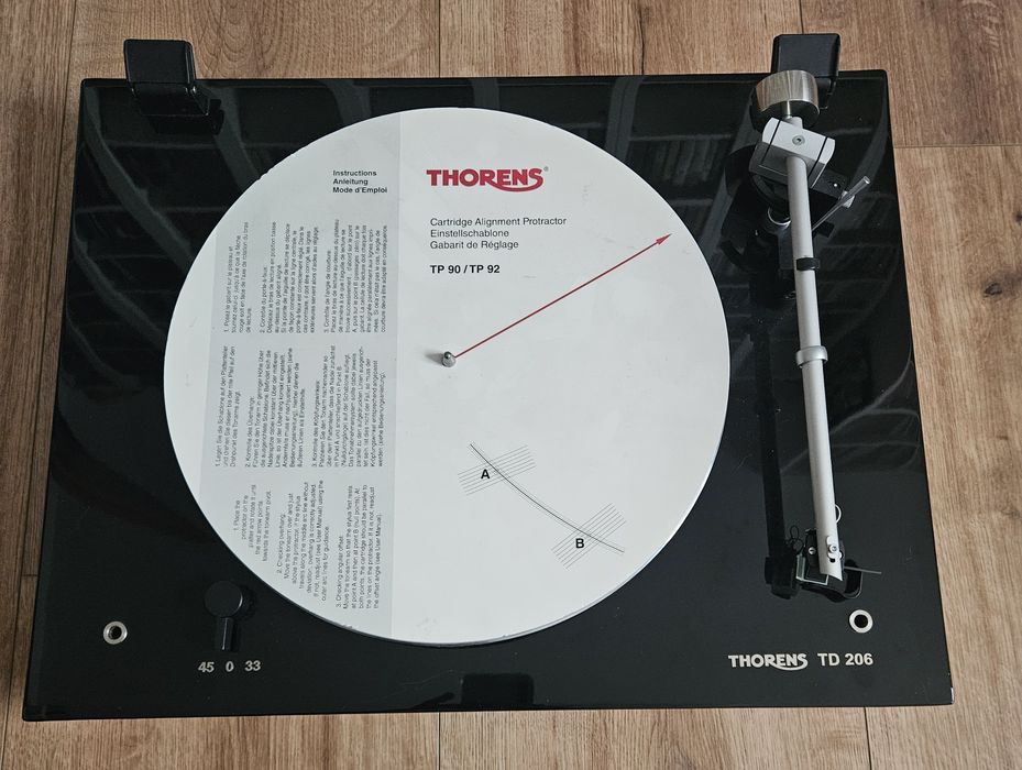 Gramofon Thorens TD 206 plus przedwzmacniacz Cambridge CP1